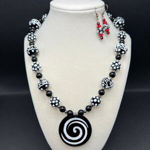 Lampwork Glass Necklace Earrings Set Beaded Black White Spiral Pendant Chunky